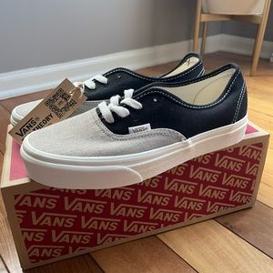 Vans Authentic Mens Shoe
